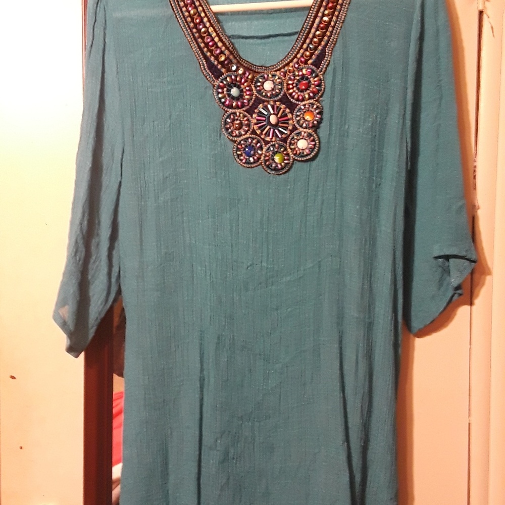 3/4 sleeve shirt